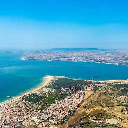 Sea View & Sundown, 150m From The And Surf Spots * Costa da Caparica