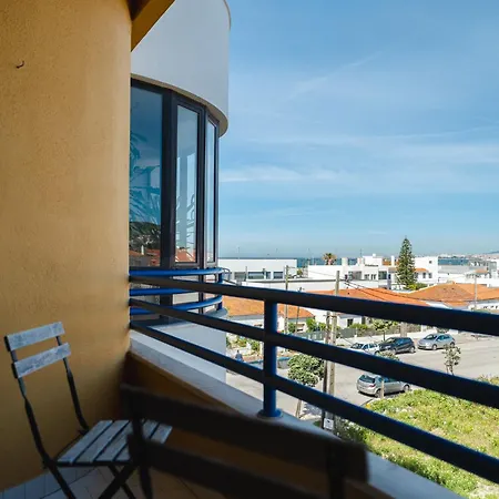 Sea View & Sundown, 150m From The And Surf Spots Apartamento Costa da Caparica