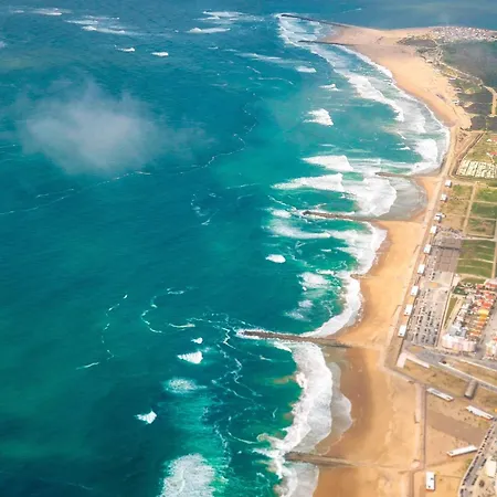 Sea View & Sundown, 150m From The And Surf Spots Costa da Caparica